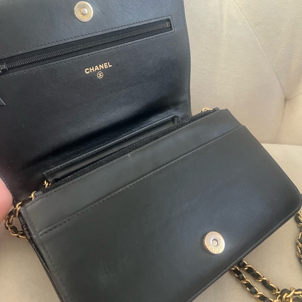 Chanel Caviar Chevron Boy WOC crossbody Bag - Picture 6 of 11